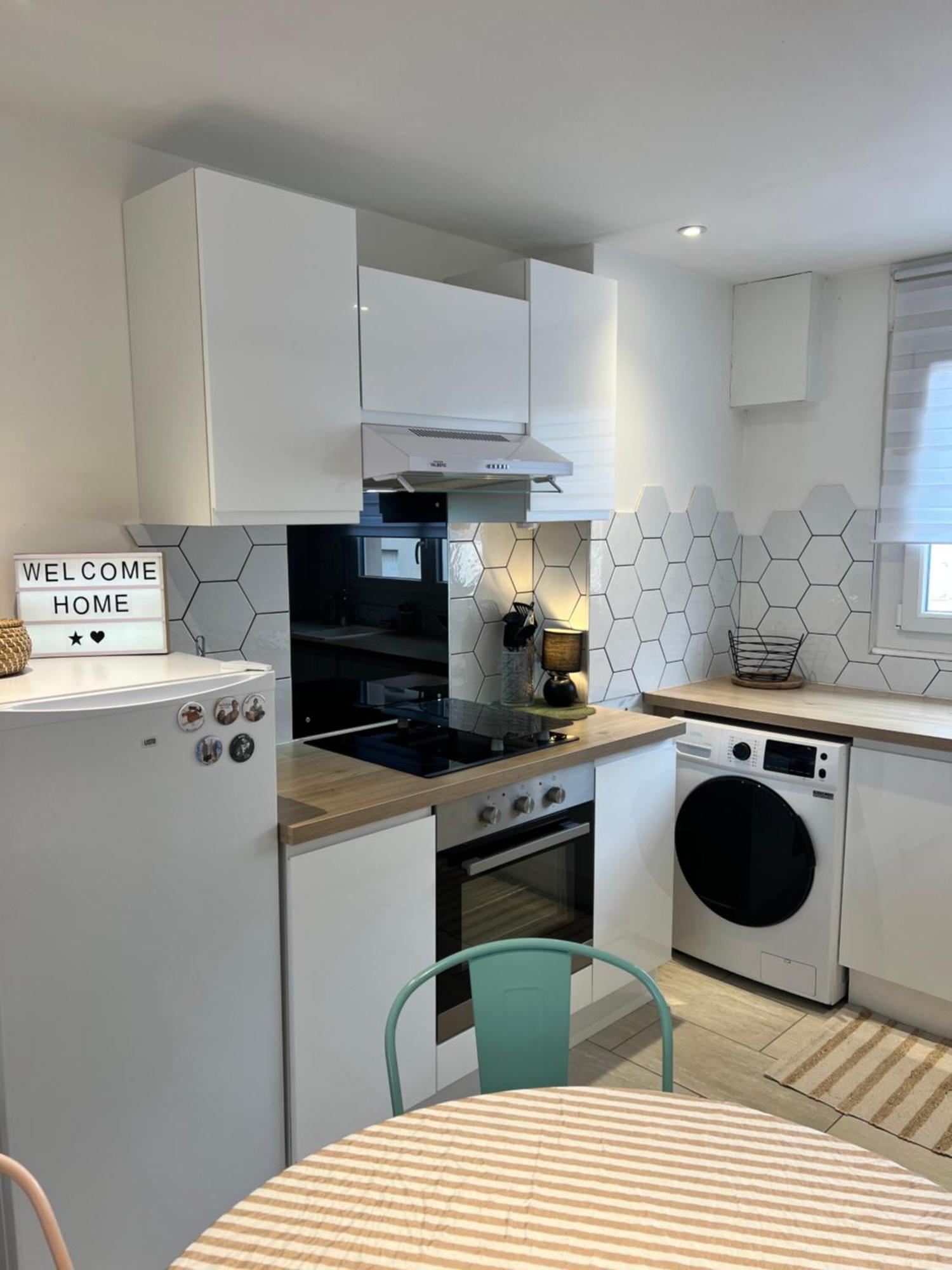 Appartement Le Bellevue - T3 - Gare & Les Jardins Darcy - Parking Free à Dijon Extérieur photo